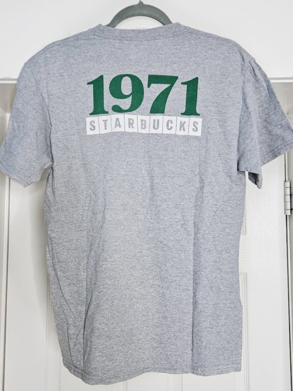 Starbucks 50 Years 1971 Grey T-Shirt Cotton Gray Short Sleeve Tee Adult Medium